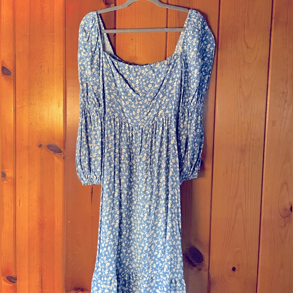 Absolutely LOVELY Reformation MIDI Dress Size 2